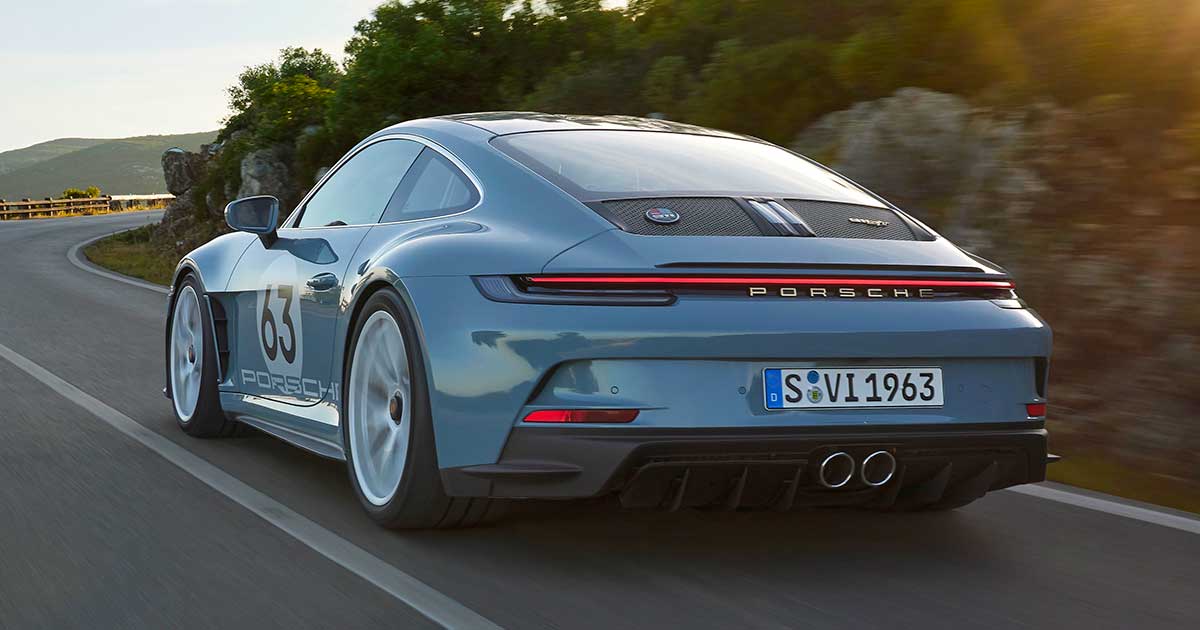 The Apex Predator: Porsche 911 GT3 RS