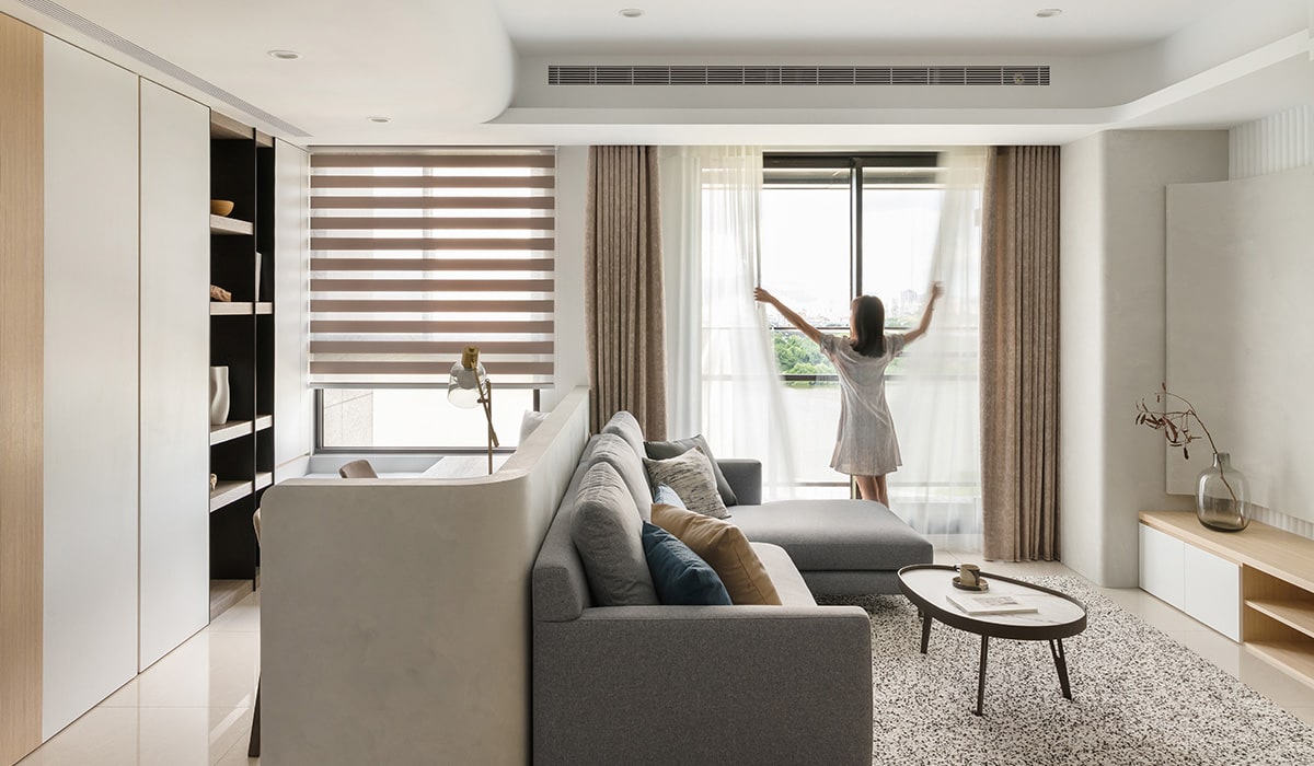 8 Curtain Selection Hacks for Living Rooms & Bedrooms: Transform Your Space in No Time!
