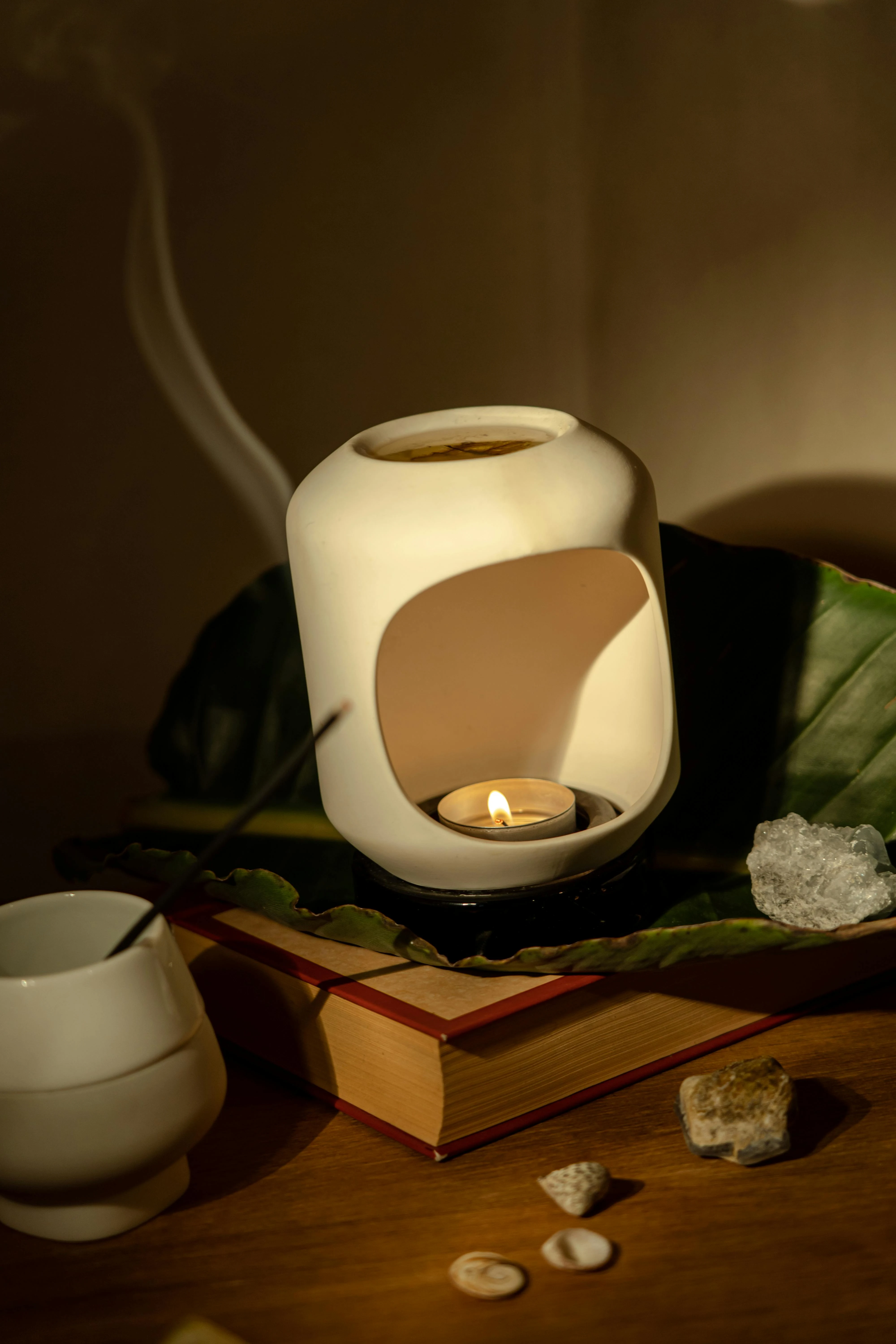 Candle Lamps: The Ultimate Guide to Adding Warmth, Fragrance, and Style to Your Space