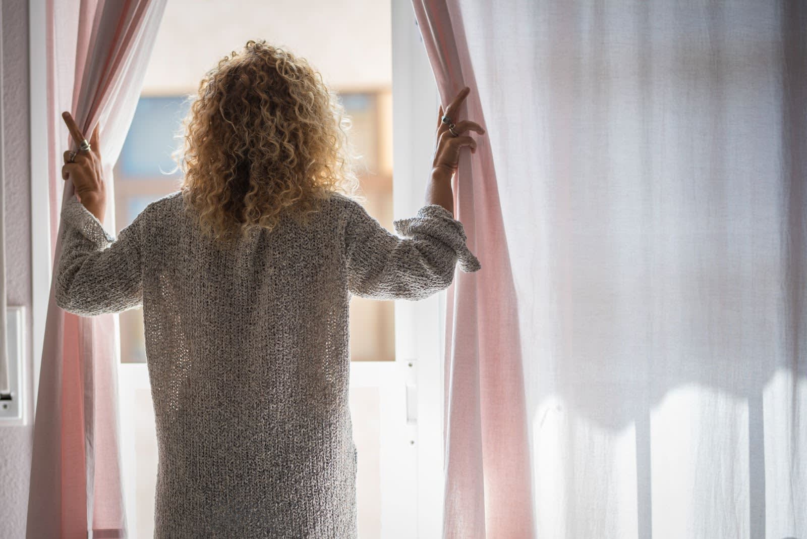 How to Safely Remove Formaldehyde from Furniture: A Complete Guide