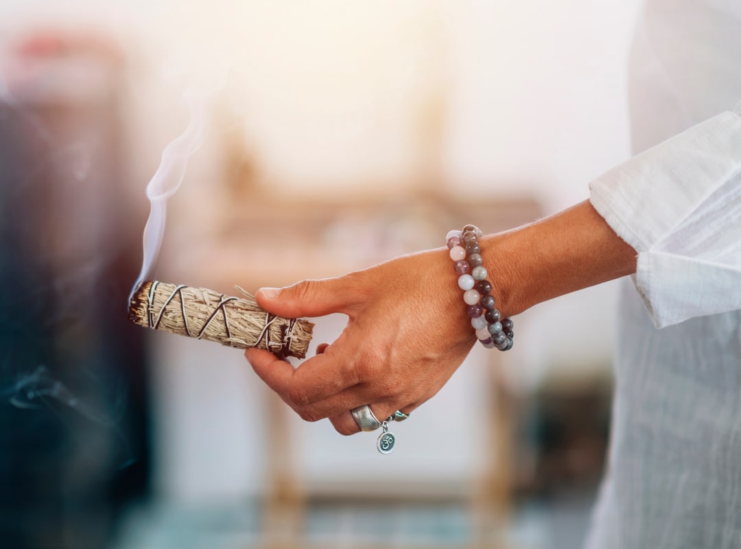 Smudging 101: A Complete Guide to Cleansing Your Space with Ancient Rituals
