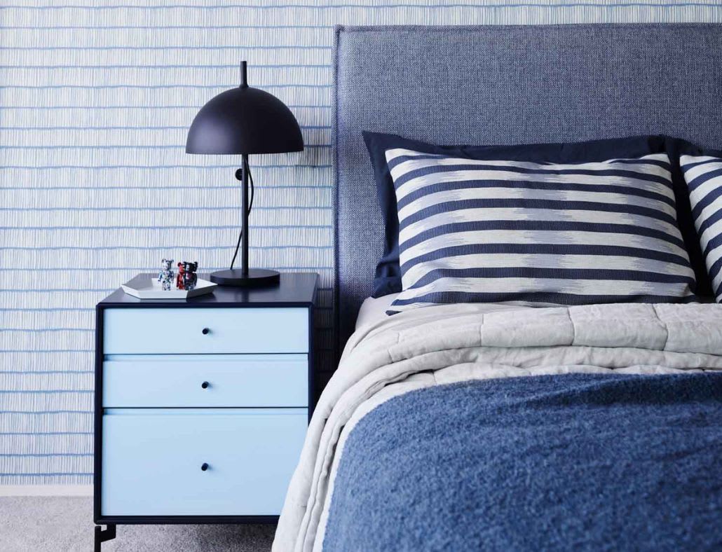 Here’s How to Style the Nightstand of Your Dreams: 6 Essential Tips for a Chic and Functional Space