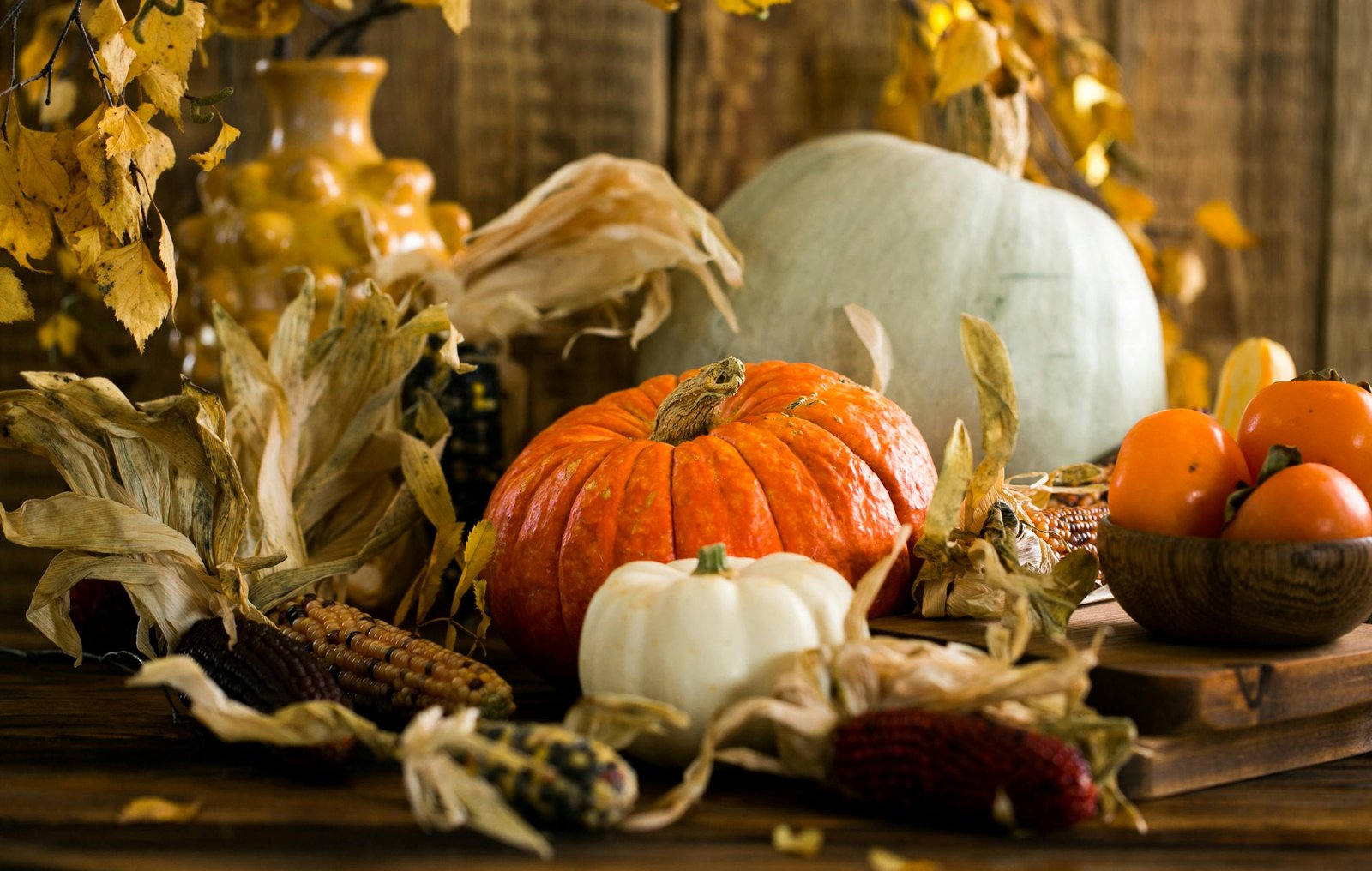 Are Traditional Thanksgiving Centerpieces Outdated? Modern Alternatives for a Fresh Holiday Look