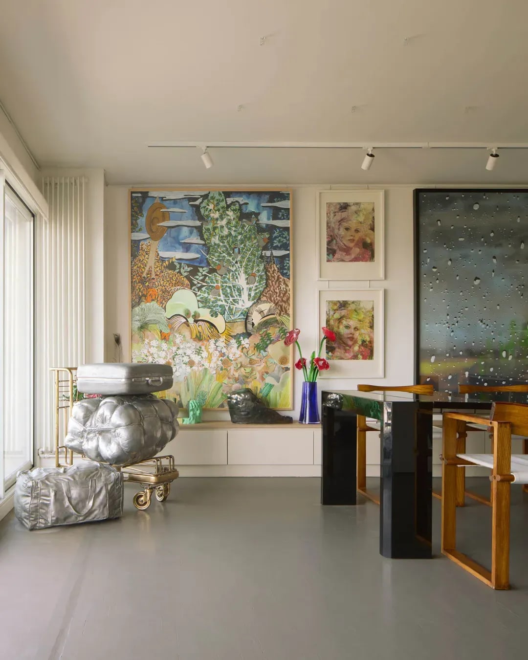 Top 7 Wall Art Trends for Modern Home Interiors in 2025