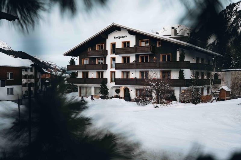 Knappaboda exterior winter 2025