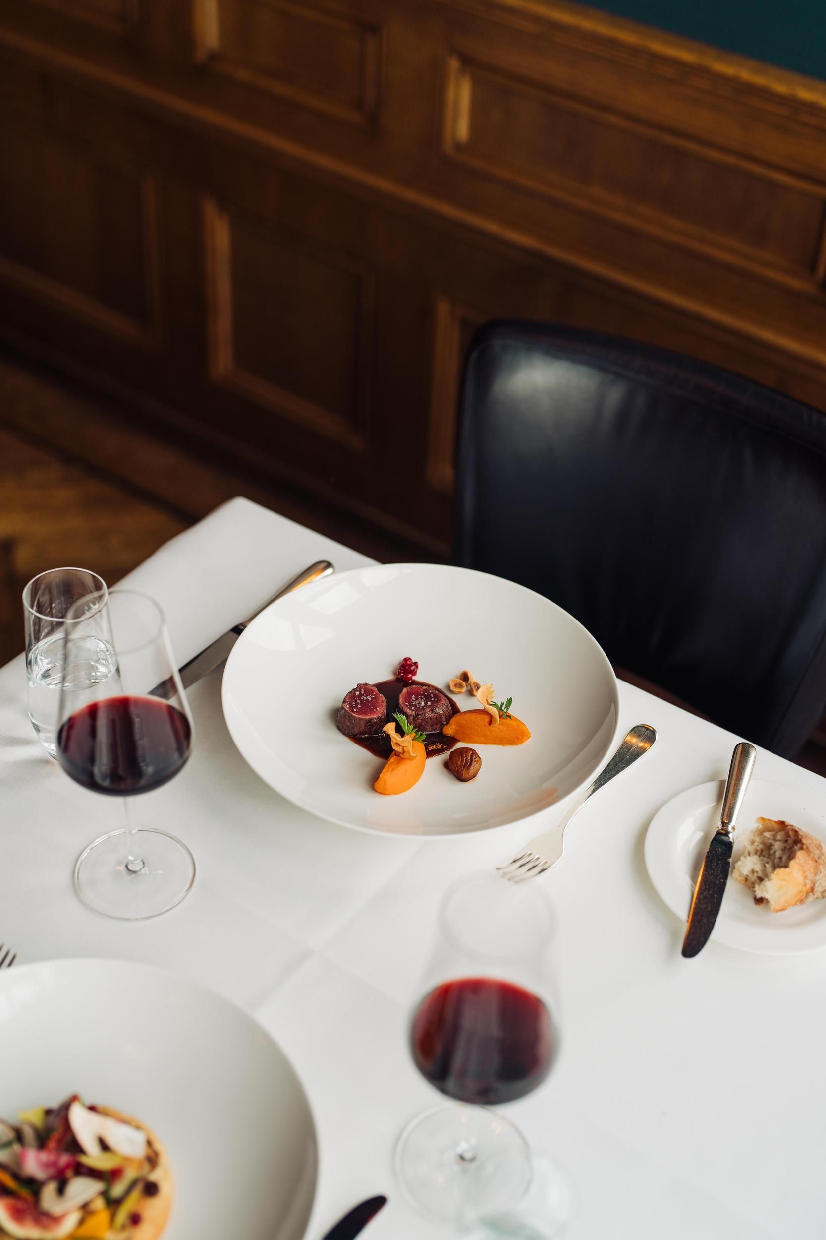 Grand Hotel Les Trois Rois food