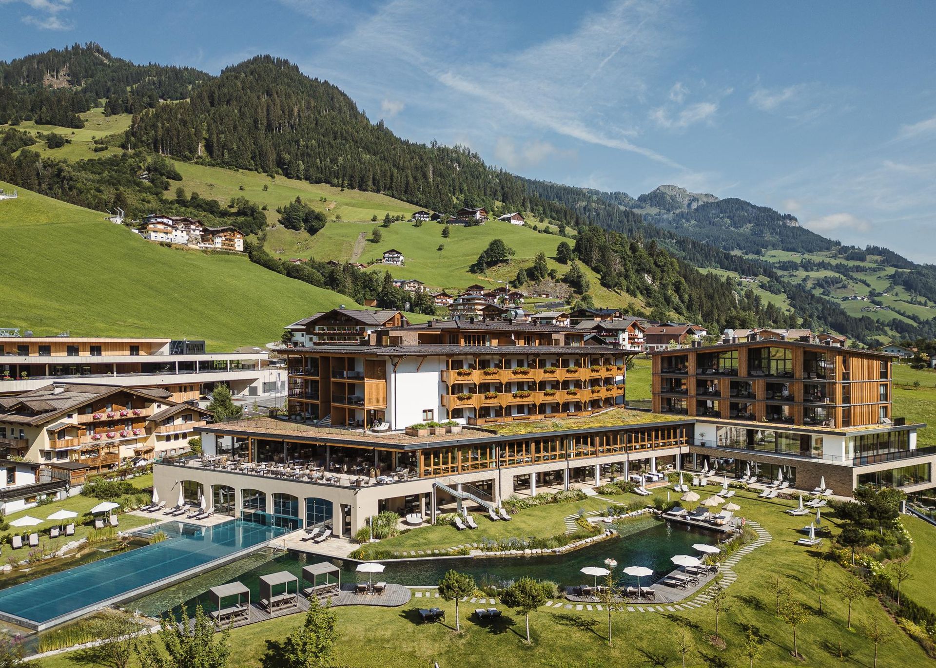 Nesslerhof full scale in summer