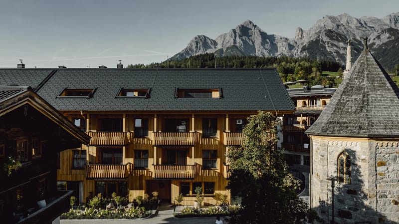 Post Maria Alm_facade from other side in summer with moutains in backdrop