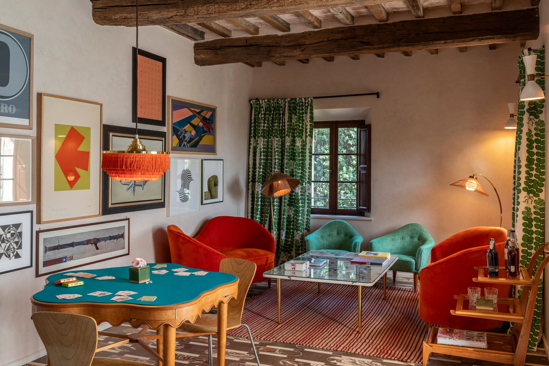 Casa Newton living room