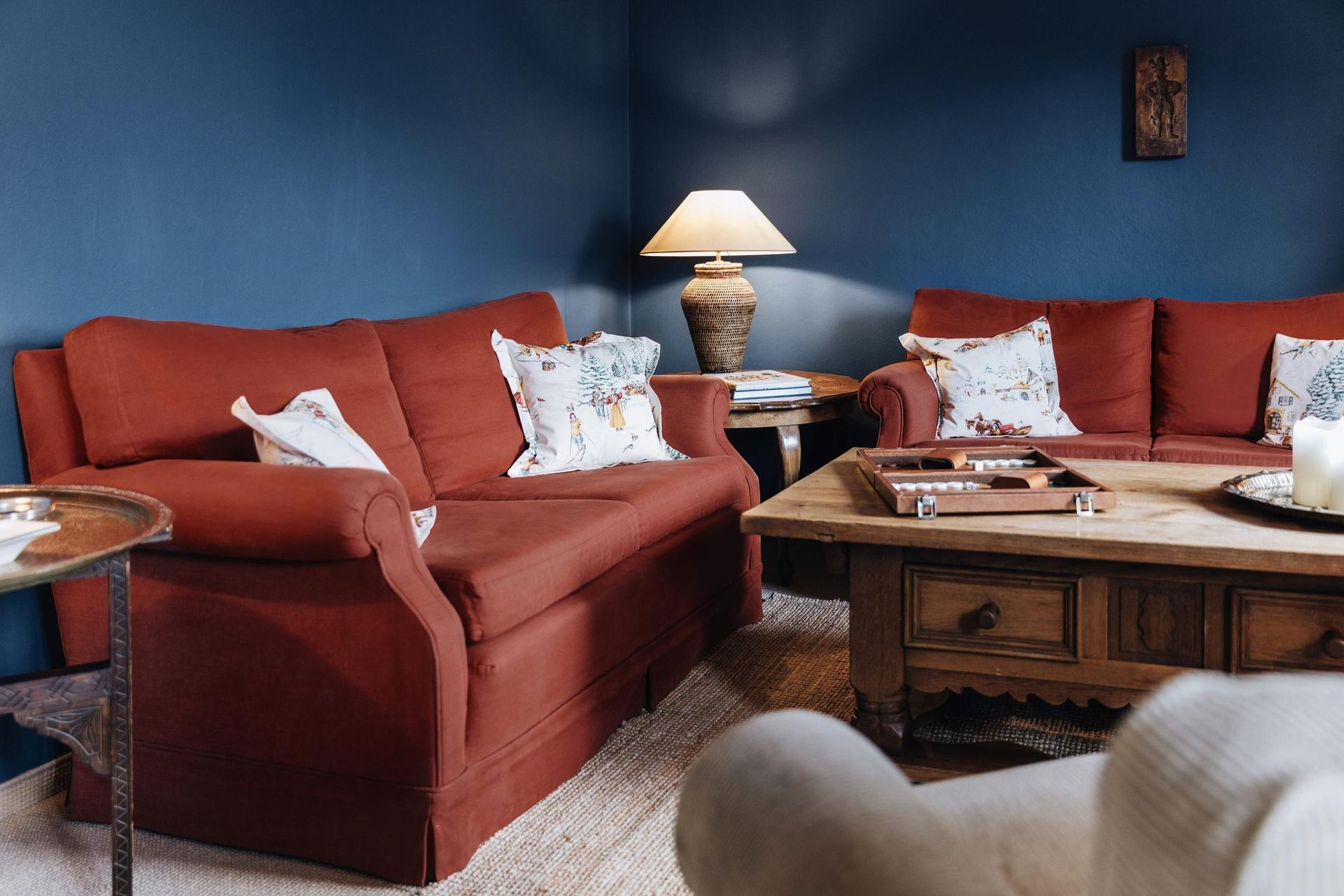 Chalet Michaelis red sofa
