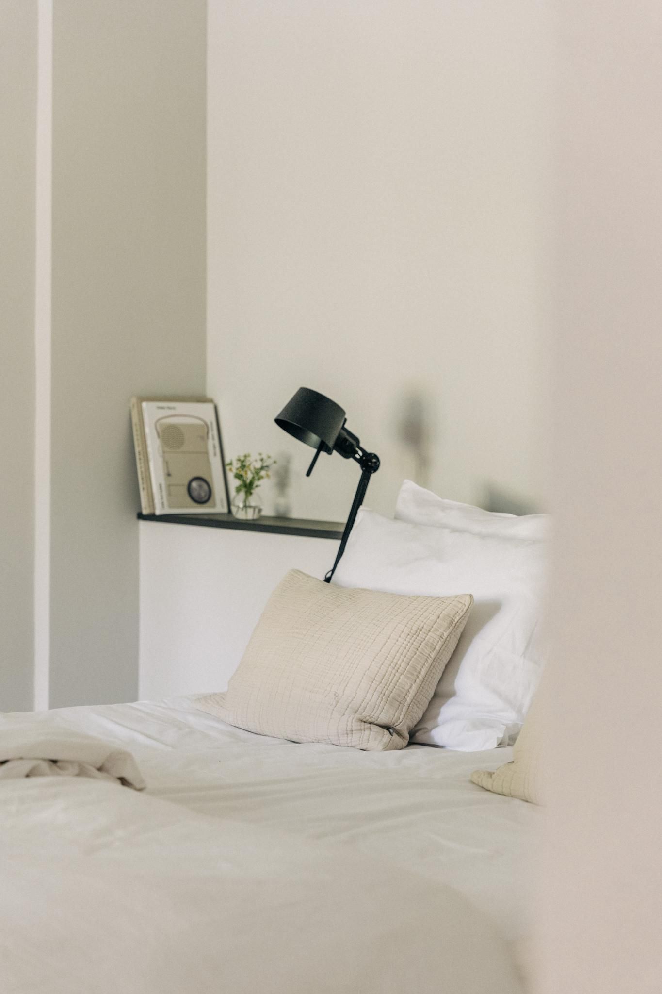Blyb bedside
