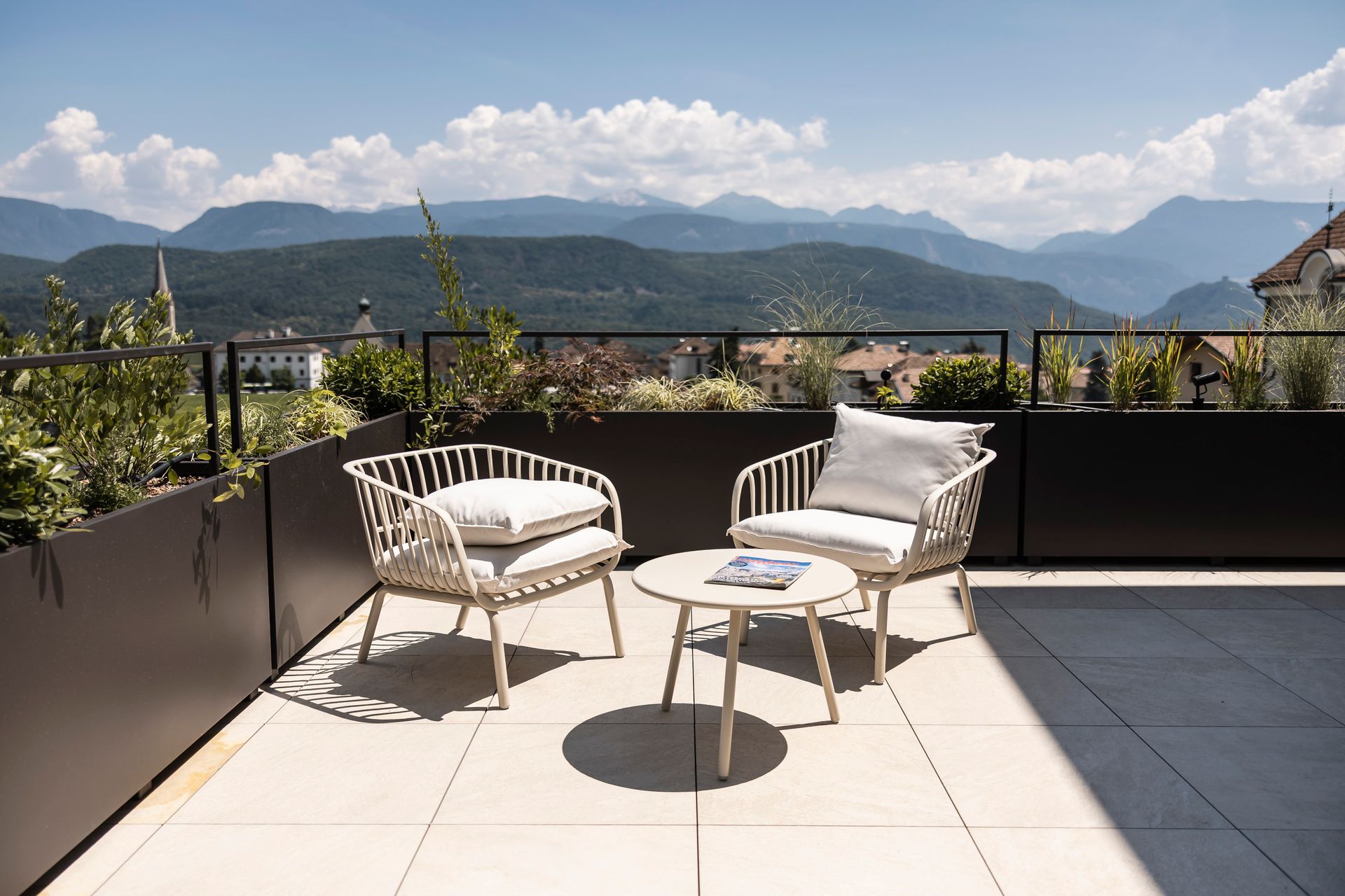 Essa Suites - Image 4