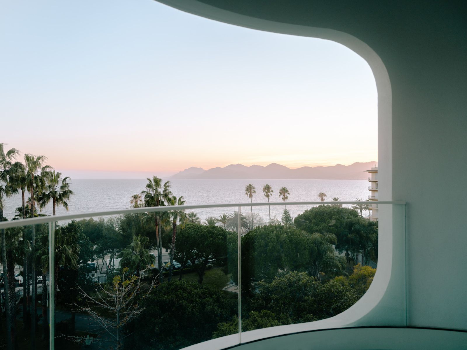 Checking In: Hotel Belle Plage, Cannes – A Retro-Chic Riviera Escape