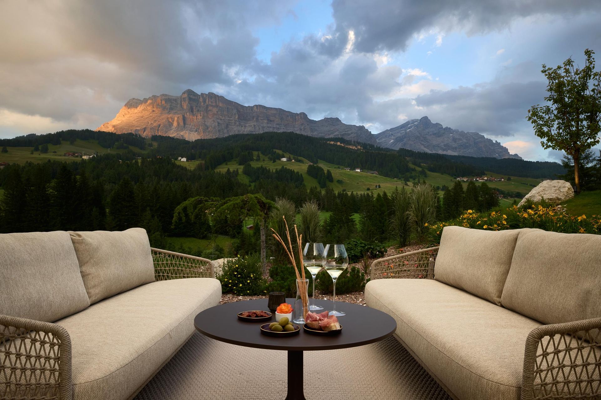 Badia Hill terrace