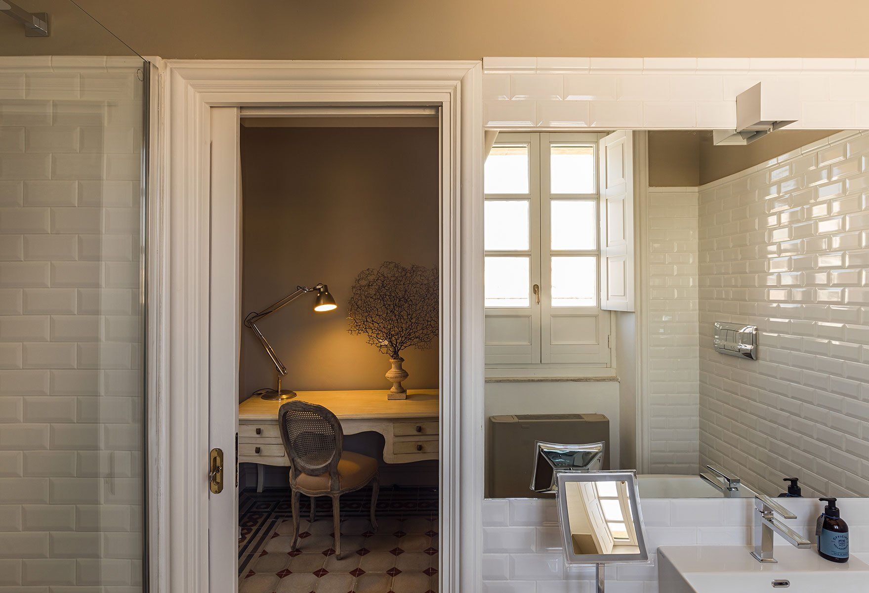 seven rooms_20