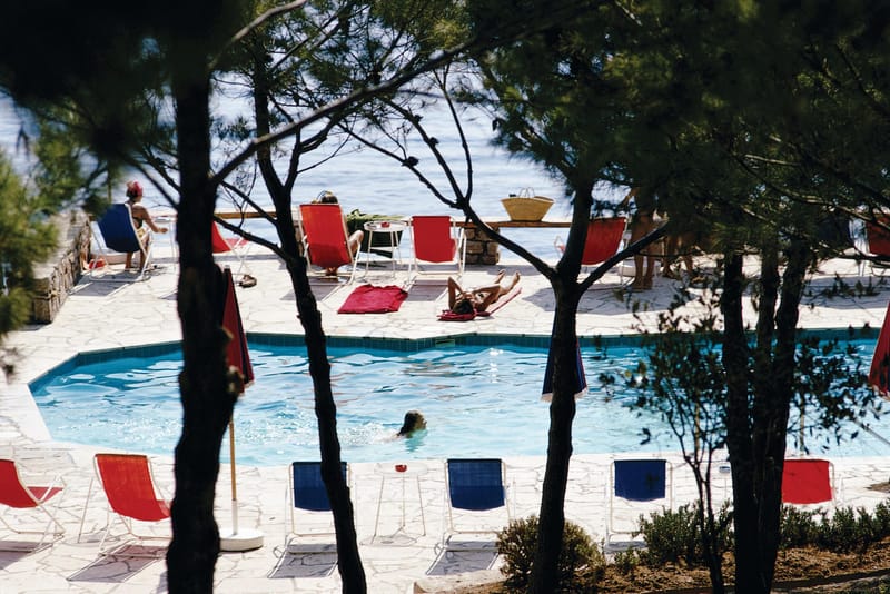 Il Pellicano Vintage Slim Aarons pool