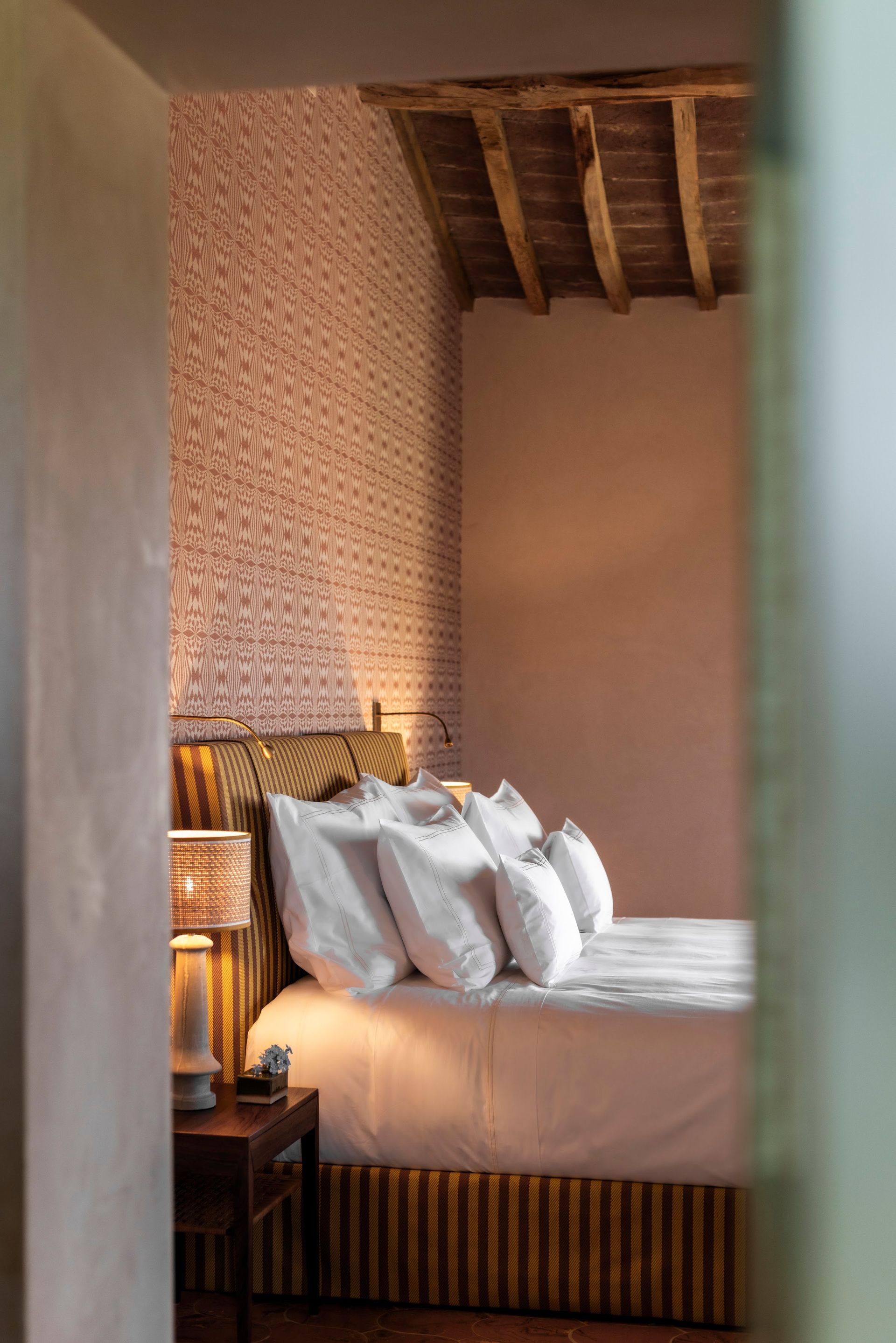 Casa Newton bed