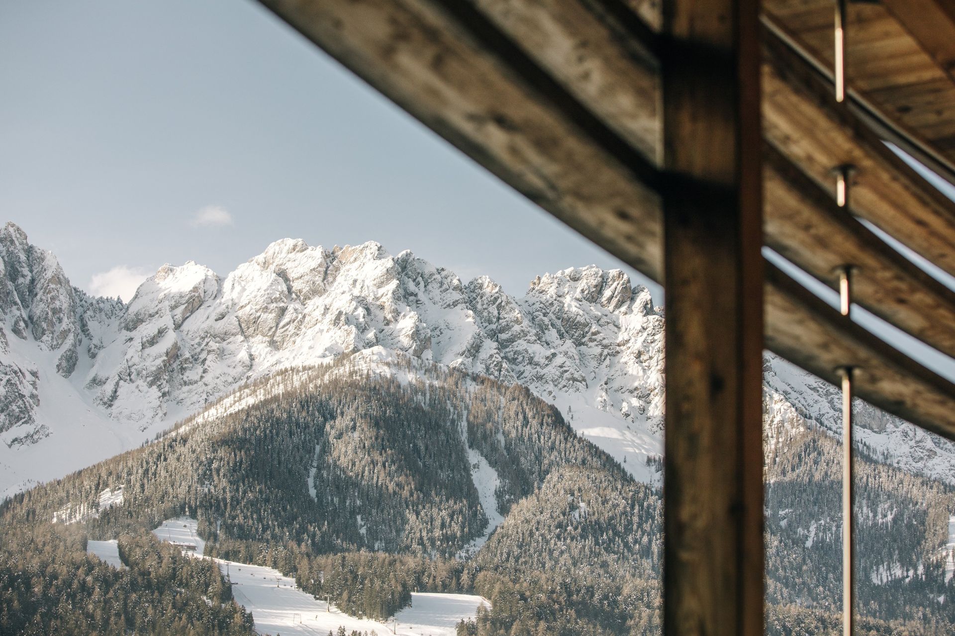 Leitlhof winter mountain view
