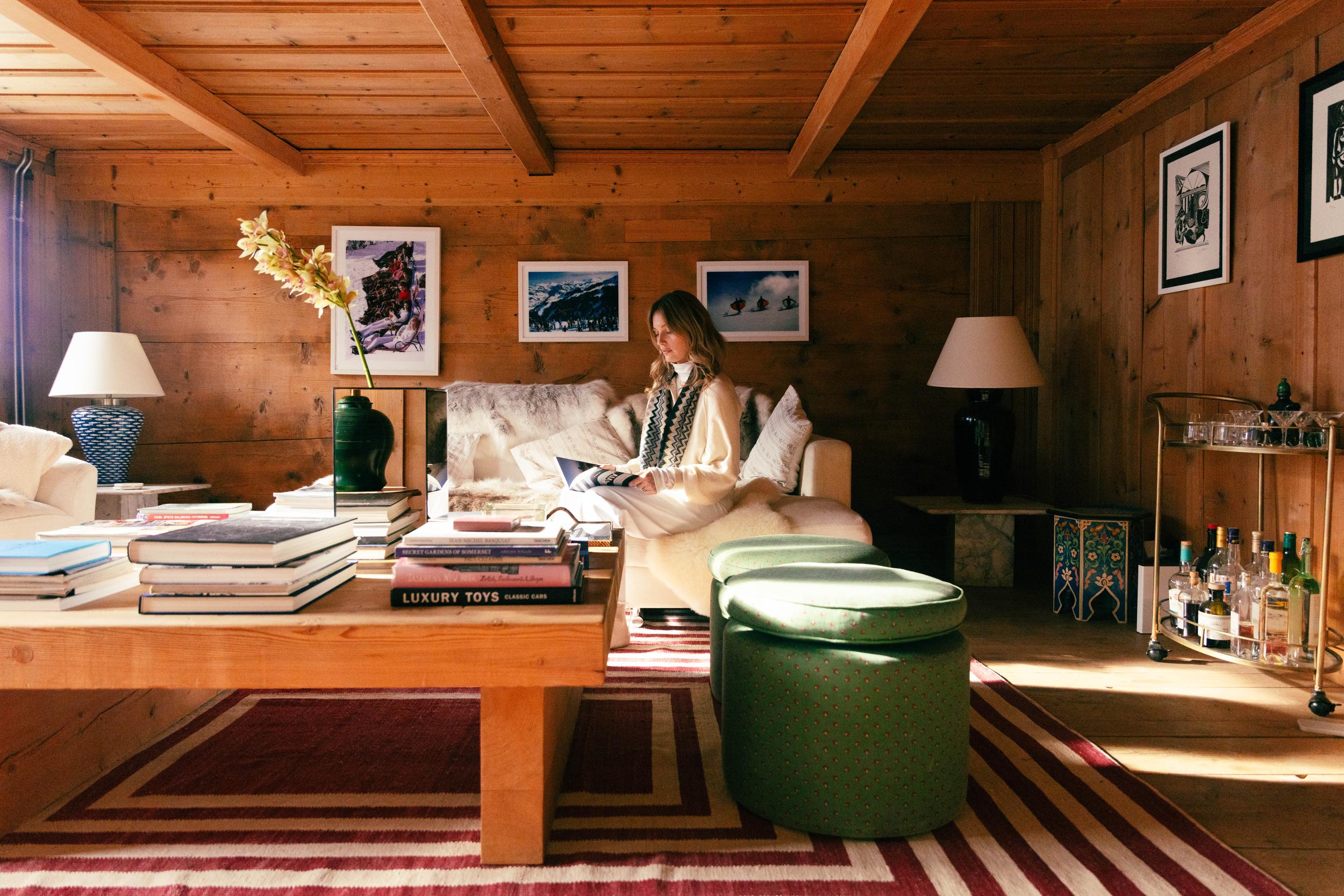 Le Chalet Lion Rouge_Nils Grubba_salon with grace