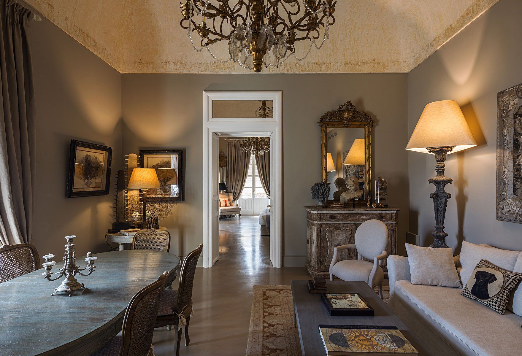 seven rooms_23