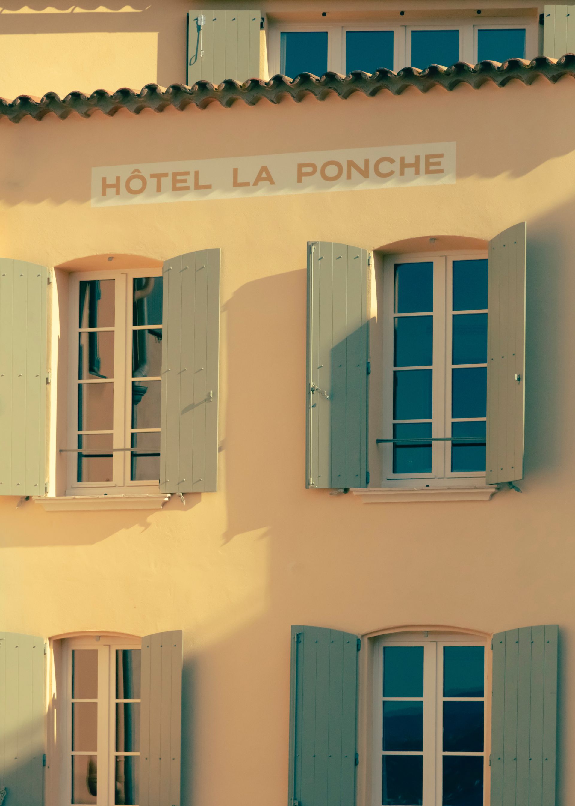 La Ponche exterior