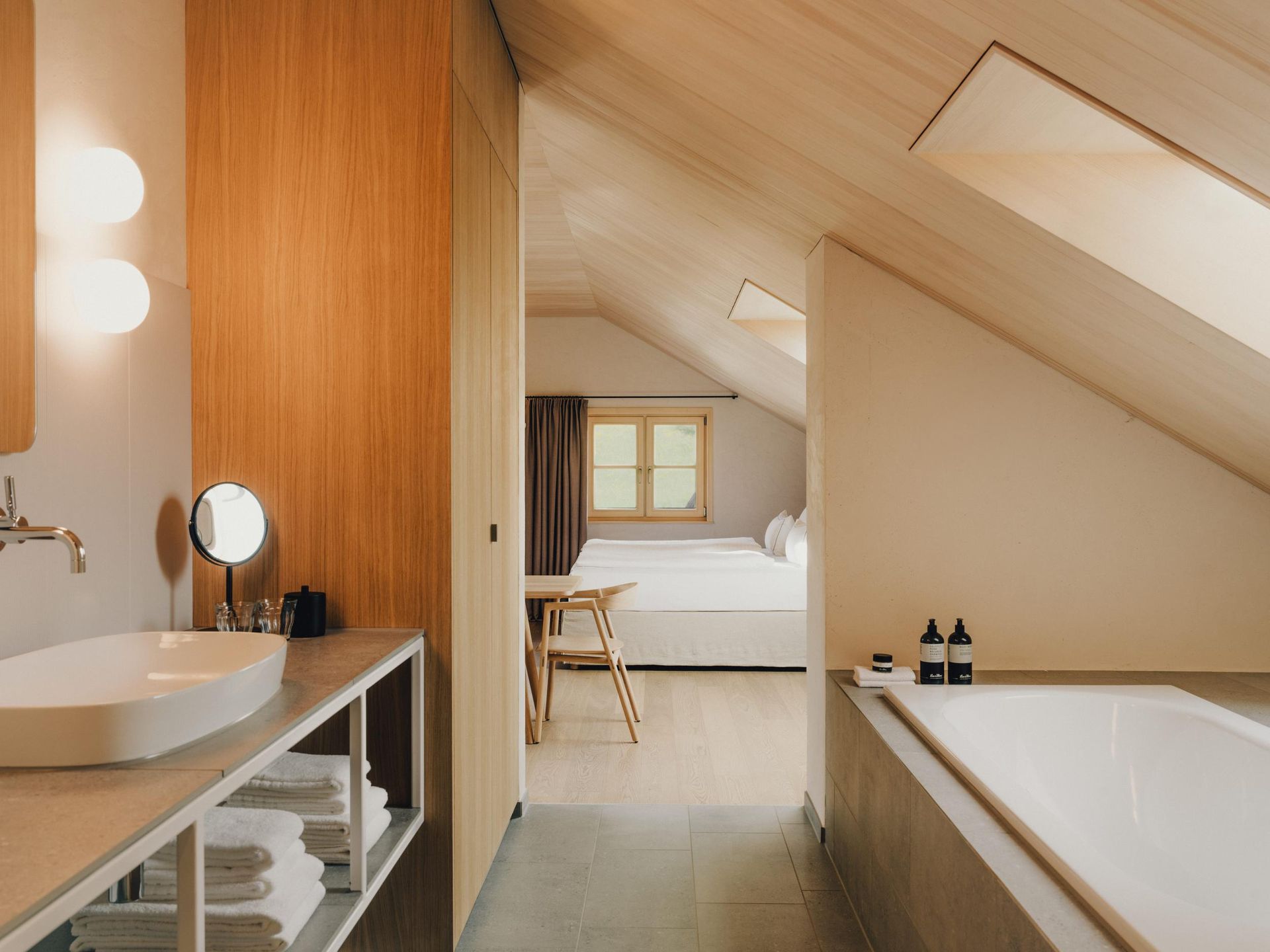 Hirschen Schwarzenberg bathroom
