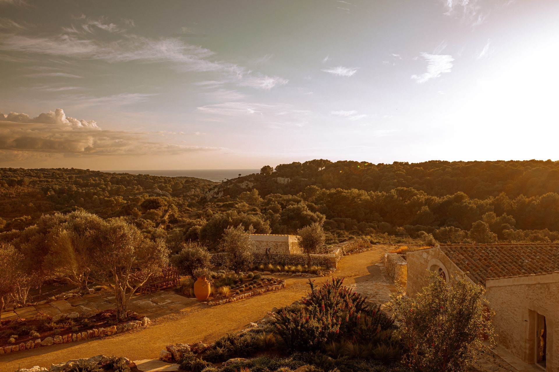 Son Blanc Farmhouse_2.jpg