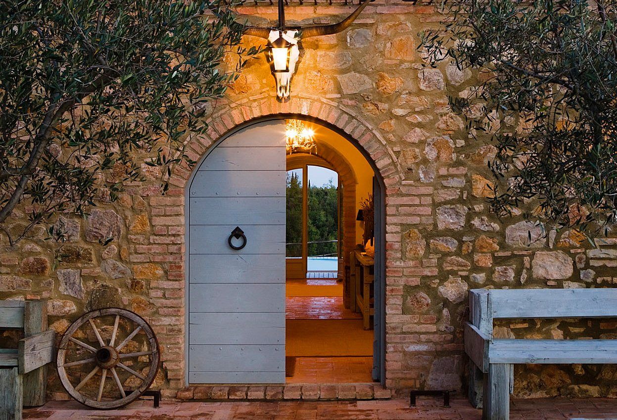 Conti di San Bonifacio Entrance
