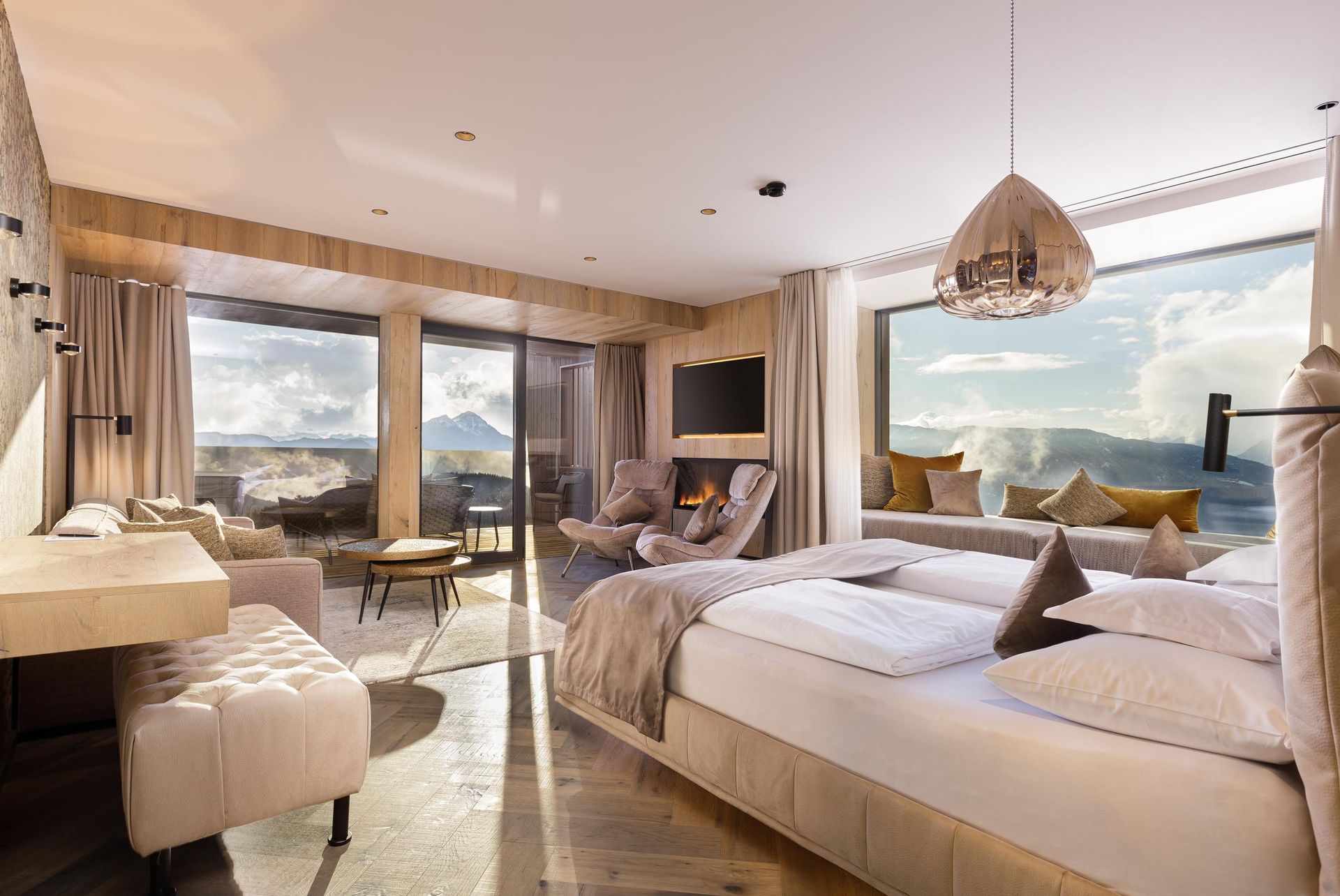 Chalet Mirabell_master suite