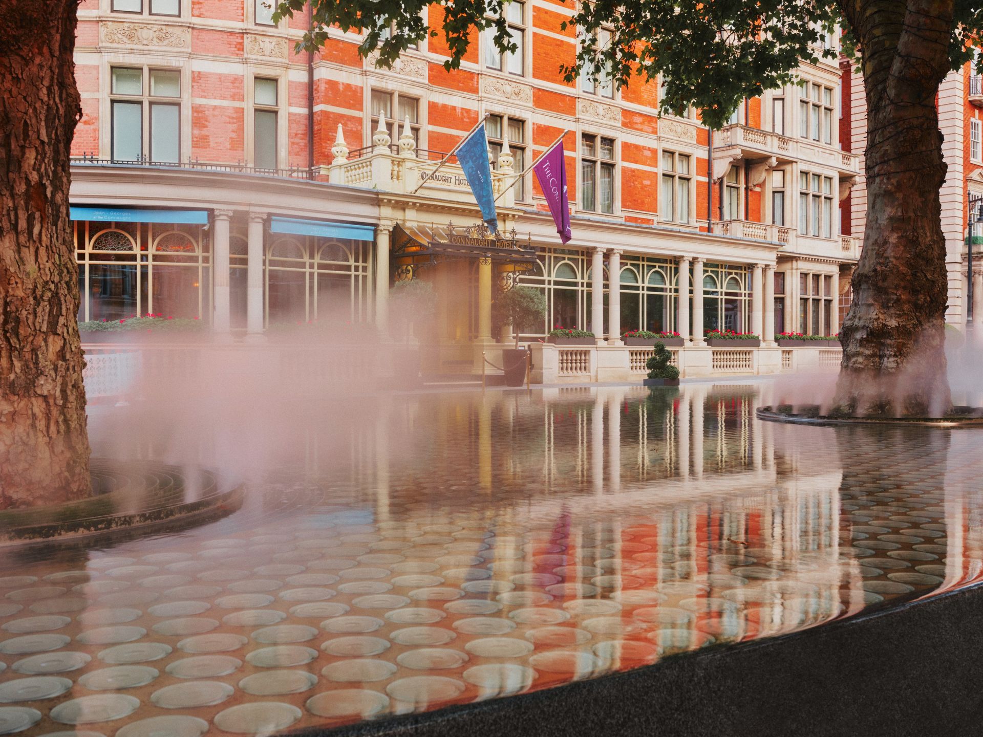 A Guide To London's Mount Street Neighbourhood