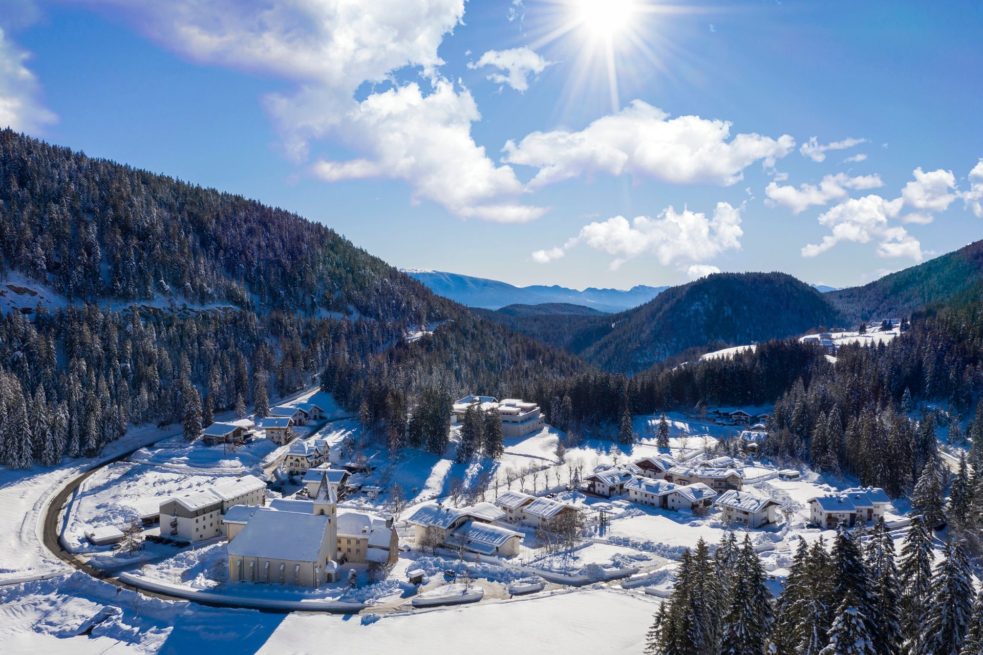 Gasthof zum Hirschen winter airview