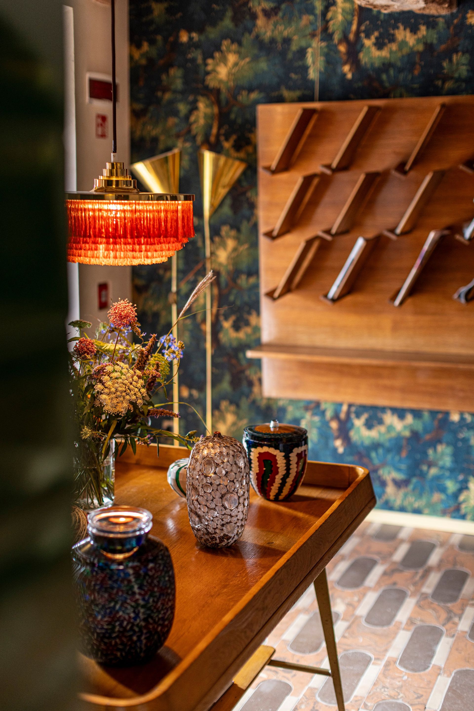Casa Newton decor pieces