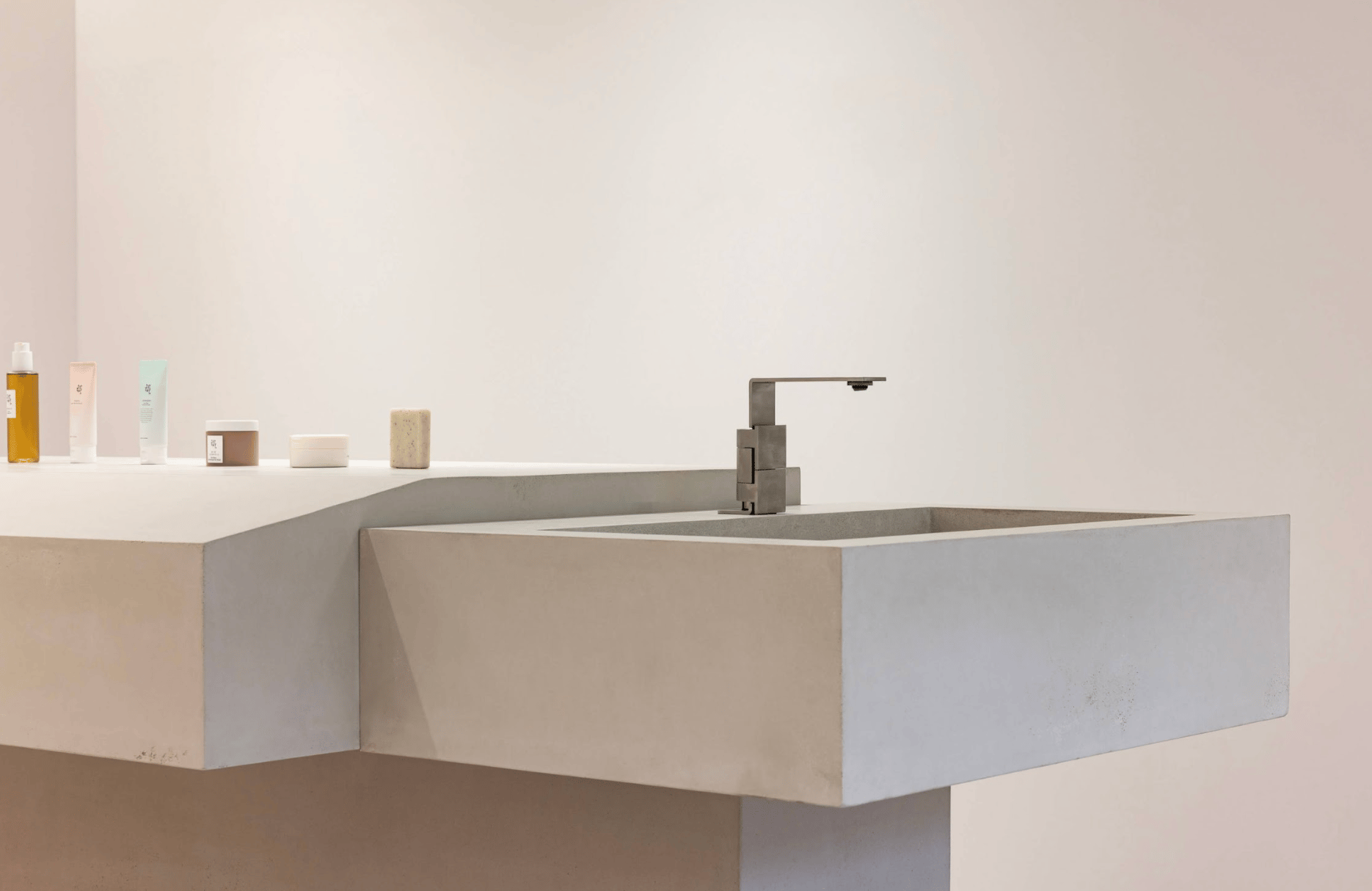 조선미녀, 서울, 2023