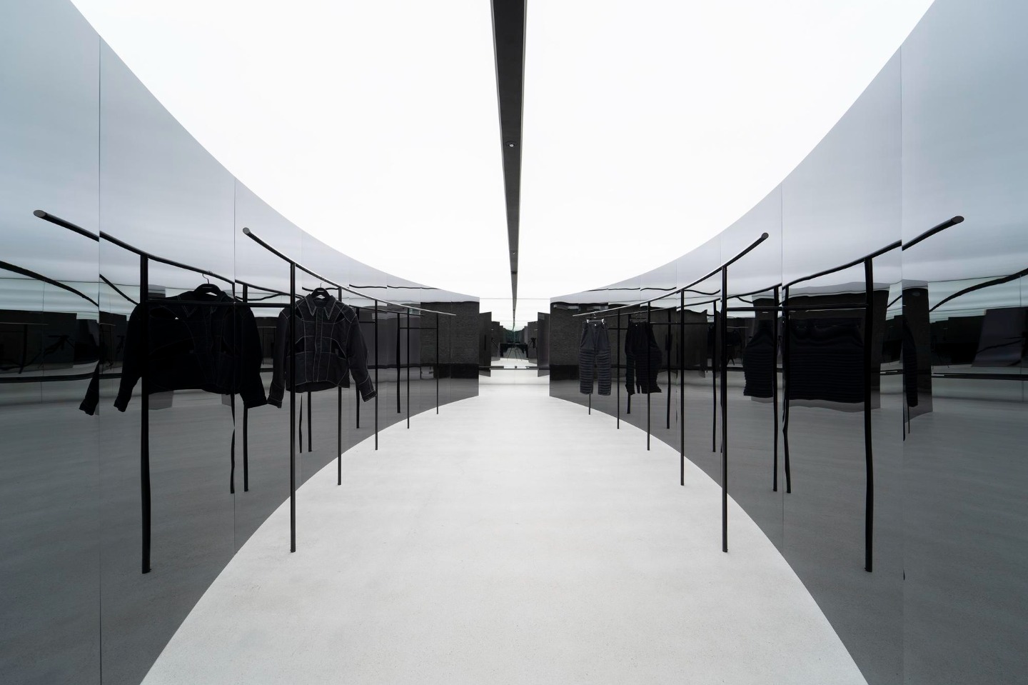 Nomanual Flagship store, HOFFICE