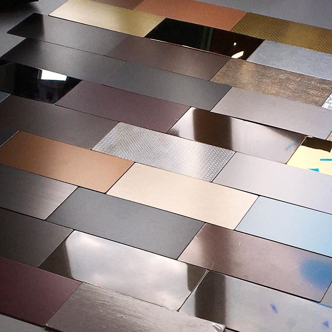 컬러 스테인리스 샘플들